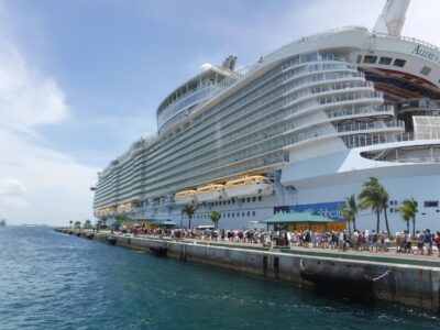 allure-of-the-seas-2517337_1280